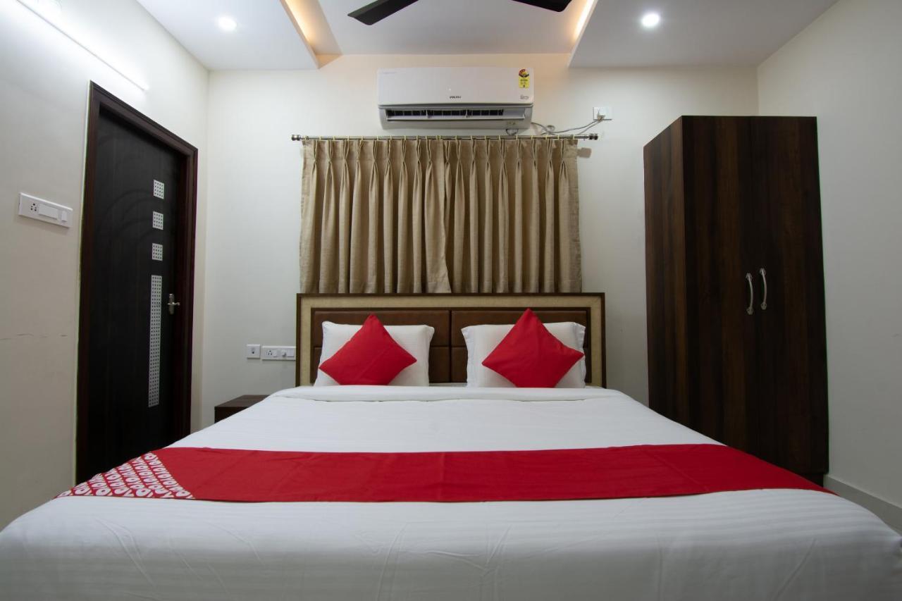 Oyo 46991 Sk7 Service Apartments Vijayawada Exterior photo